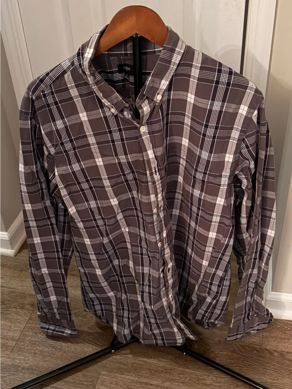 J Crew Men's Gray Plaid Button-Down Shirt - Classic Casual